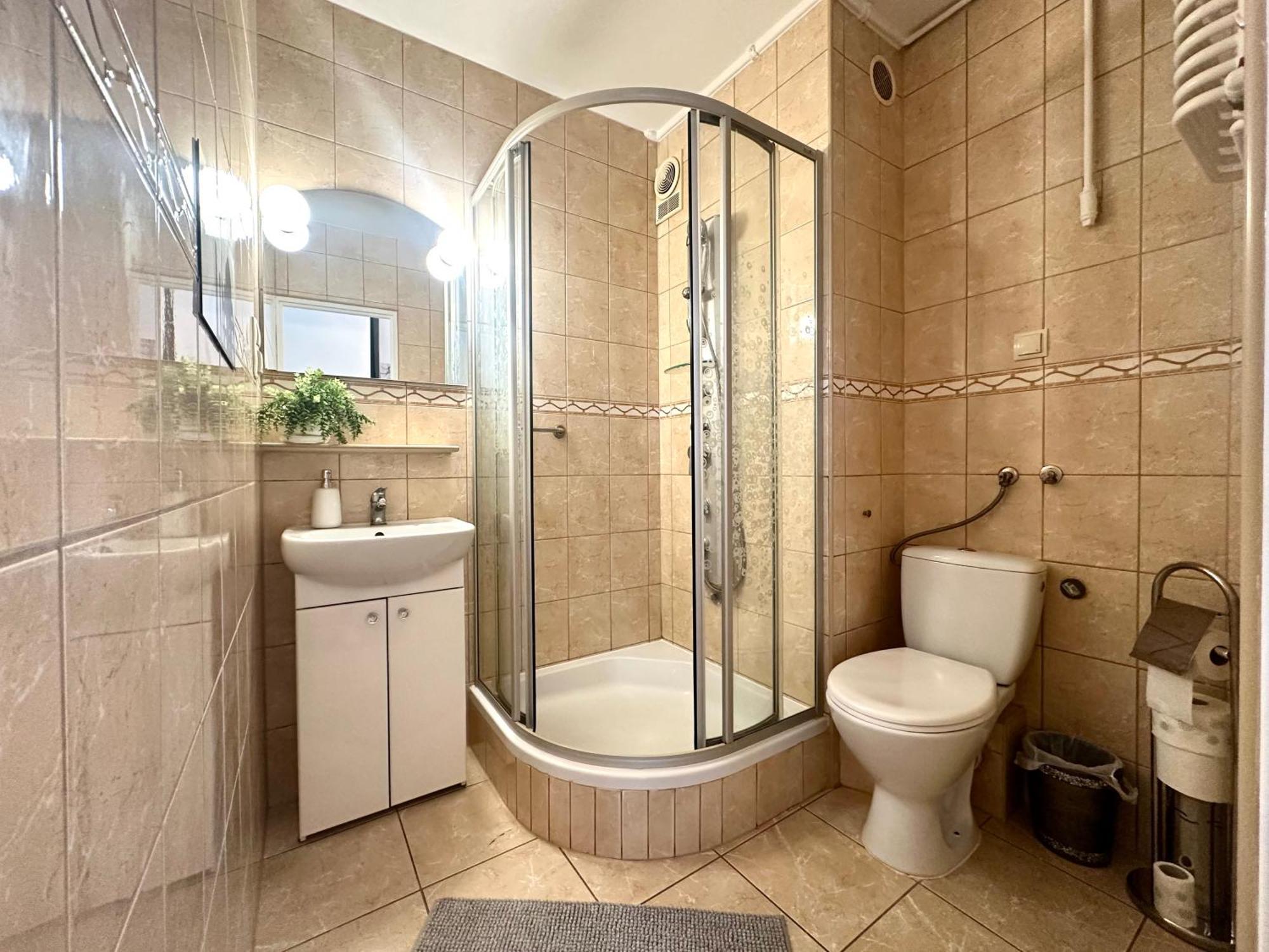 Wita Stwosza Apartment - Self Check-In 20H Вроцлав Екстериор снимка