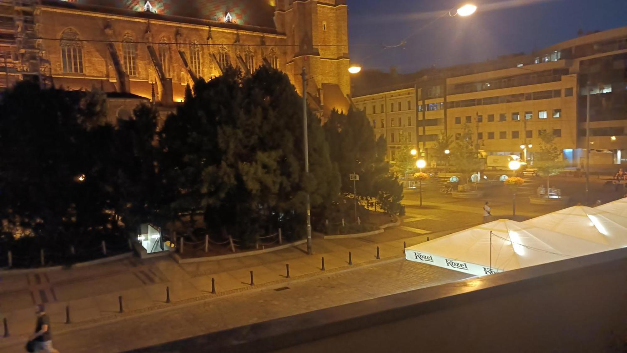 Wita Stwosza Apartment - Self Check-In 20H Вроцлав Екстериор снимка